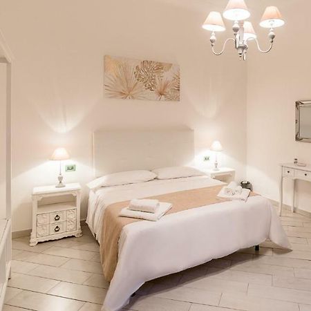 Rooms & Breakfast Dogali Генуя Екстер'єр фото