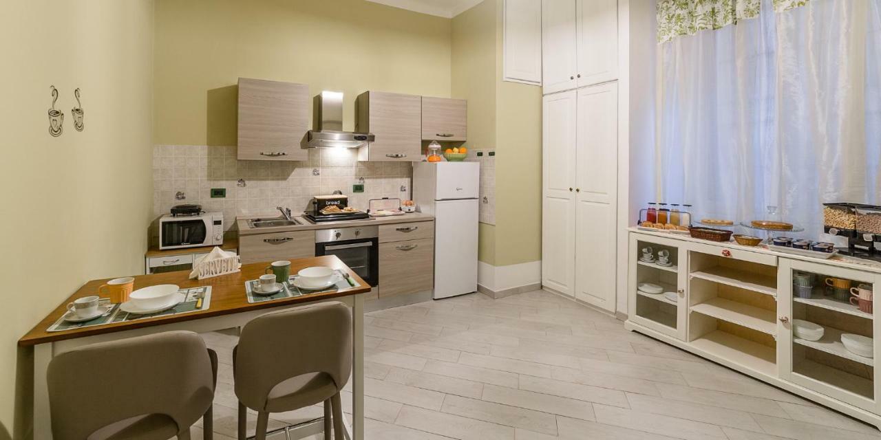Rooms & Breakfast Dogali Генуя Екстер'єр фото