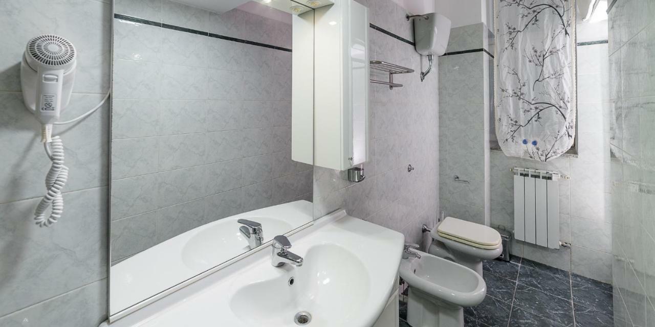 Rooms & Breakfast Dogali Генуя Екстер'єр фото