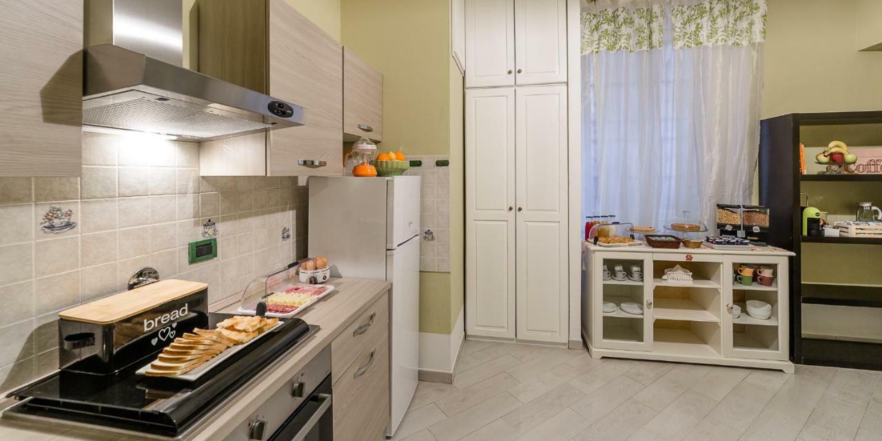 Rooms & Breakfast Dogali Генуя Екстер'єр фото