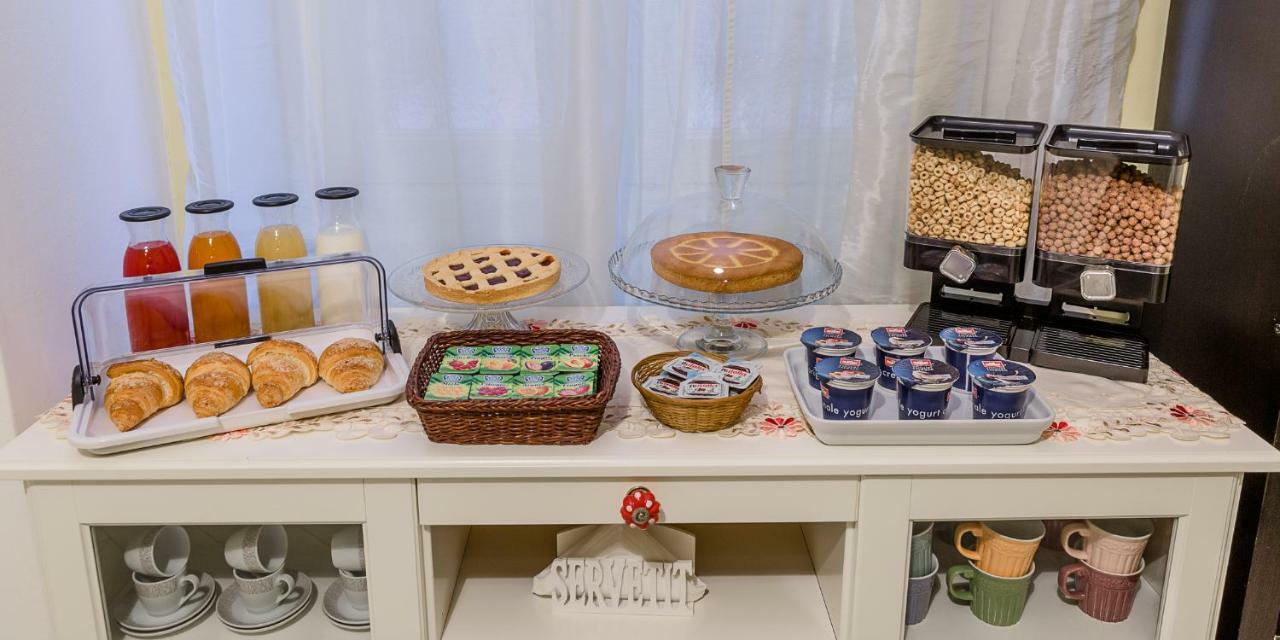 Rooms & Breakfast Dogali Генуя Екстер'єр фото